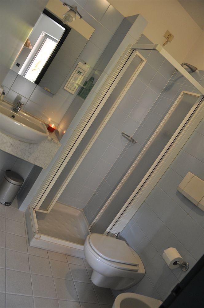 Green Hotel Poviglio  Bagian luar foto