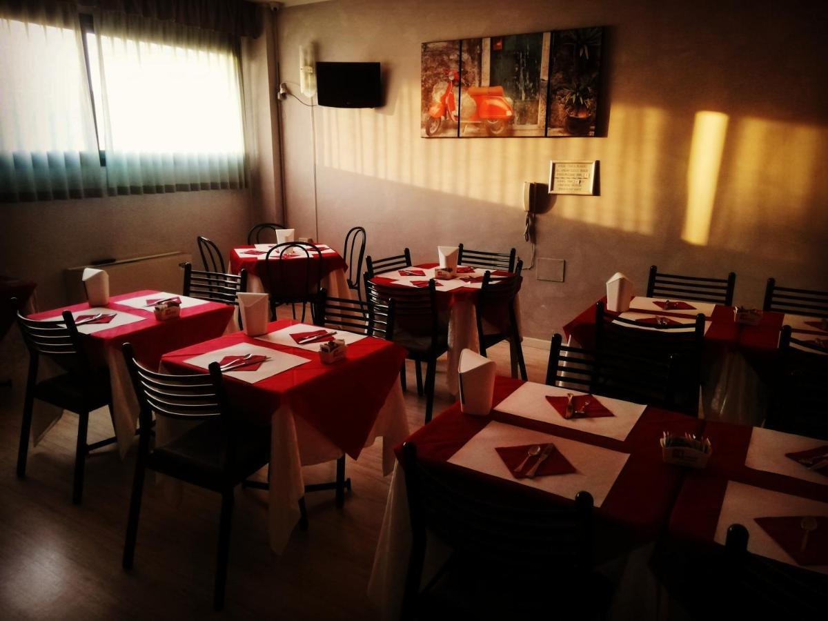 Green Hotel Poviglio  Bagian luar foto